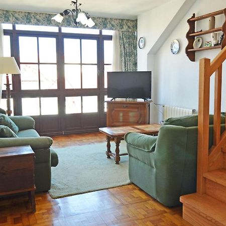 Apartamento El Corro: Con Parking En Pleno Centro De Comillas Exterior photo