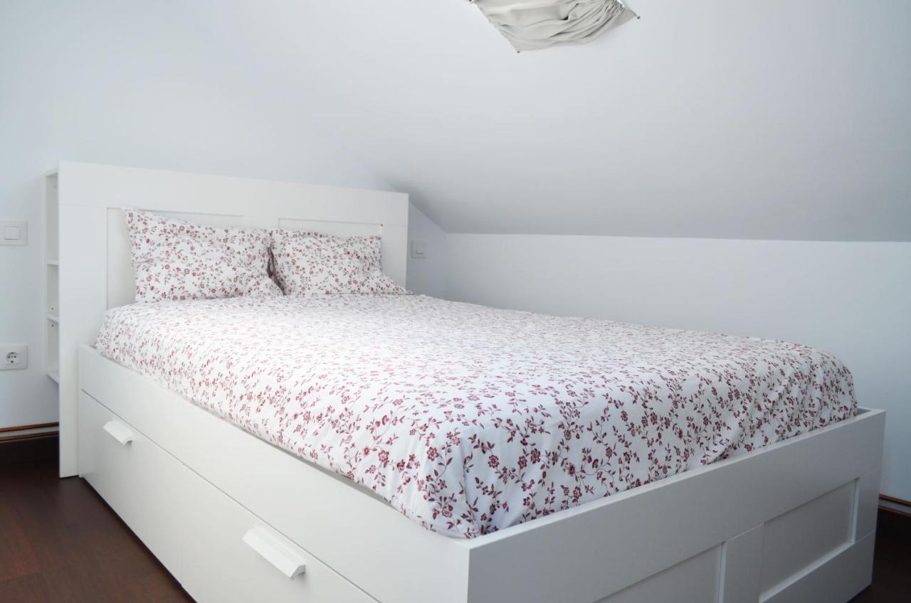 Apartamento El Corro: Con Parking En Pleno Centro De Comillas Exterior photo