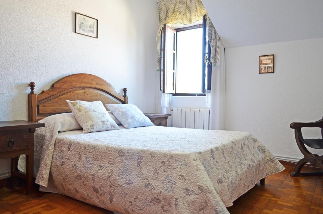 Apartamento El Corro: Con Parking En Pleno Centro De Comillas Exterior photo